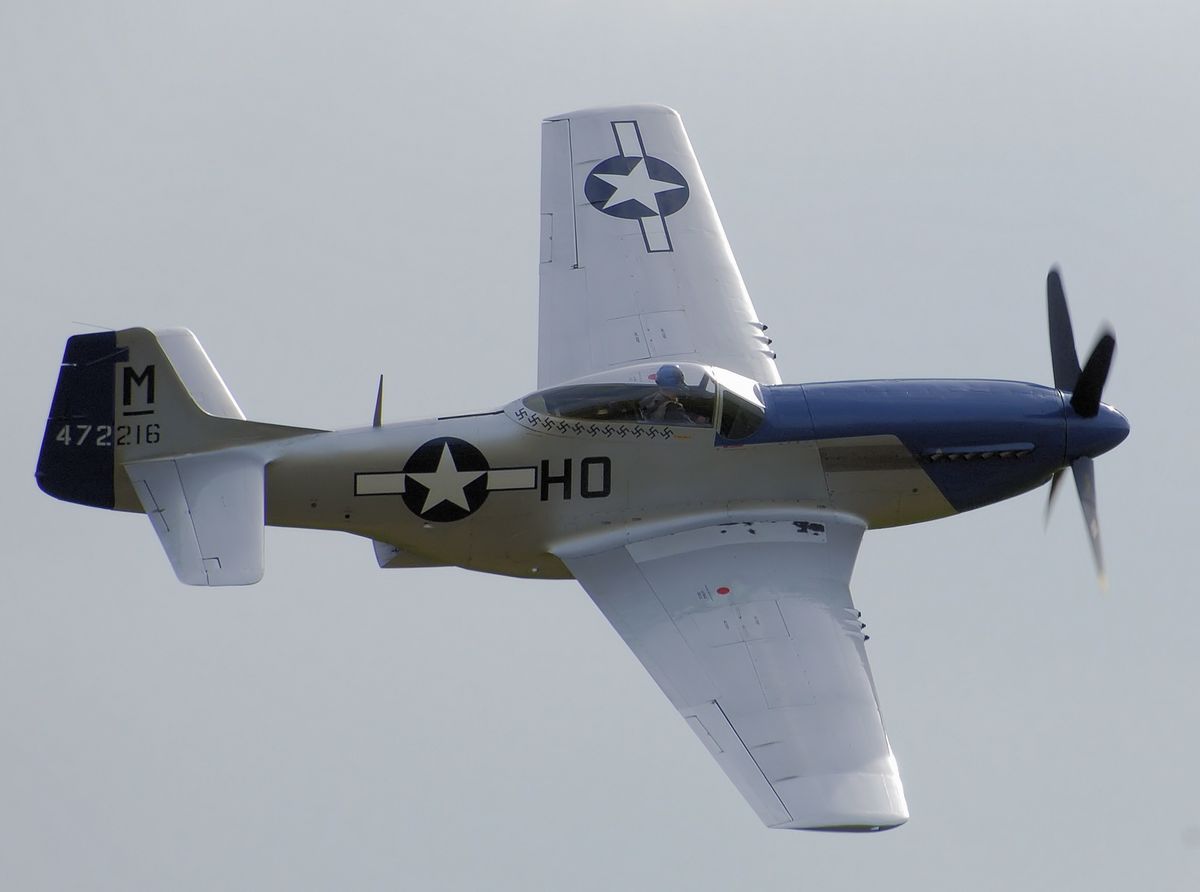 самолет второй мировой Р-51 Mustang